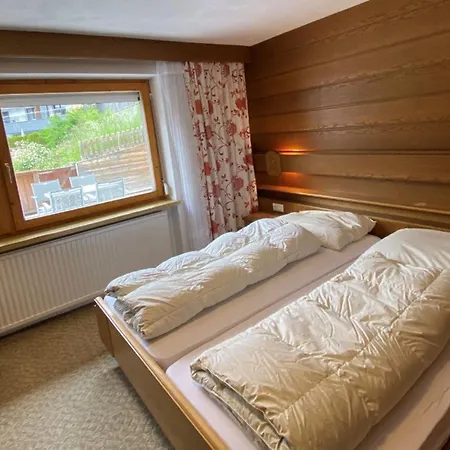 Pensjonat Haus Schoenjochl By Chatel Reizen *