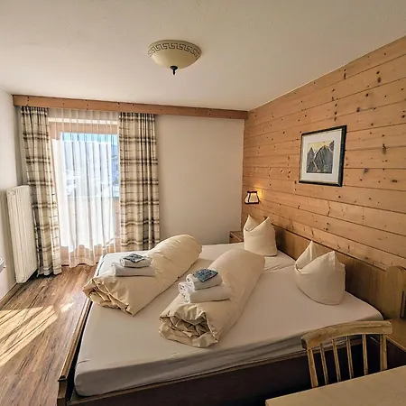 Haus Schoenjochl By Chatel Reizen * Fiss