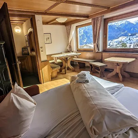 Haus Schoenjochl By Chatel Reizen Vendégház Fiss