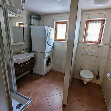 Pensjonat Haus Schoenjochl By Chatel Reizen Fiss