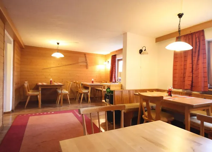 Haus Schoenjochl By Chatel Reizen Konukevi Fiss