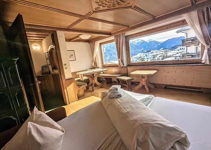 Haus Schoenjochl By Chatel Reizen Konukevi Fiss